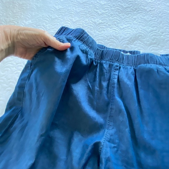 Croft & Barrow NWT Wide Leg Pull On Blue Chambray Cropped Pants Size XL - Picture 9 of 13